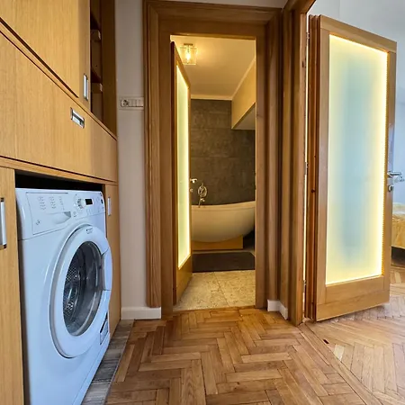 Apartment View In Center Of Brasov, Afi