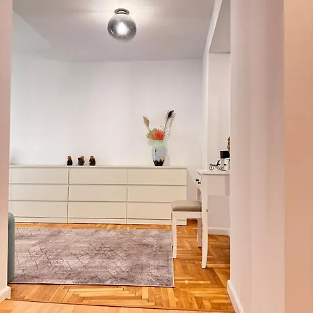 Apartment View In Center Of Brasov, Afi *